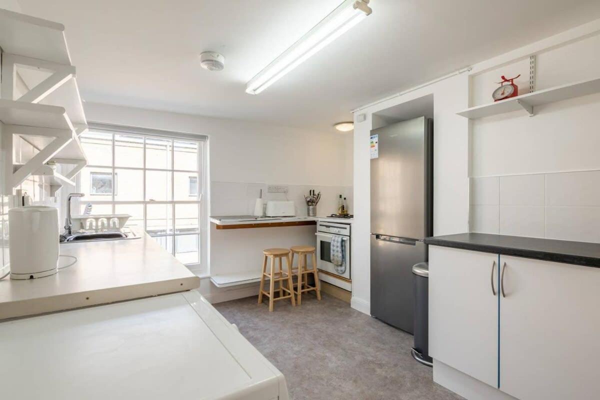 Spacious 3 Bedroom Flat In Heart Of City Centre Кеймбридж Екстериор снимка