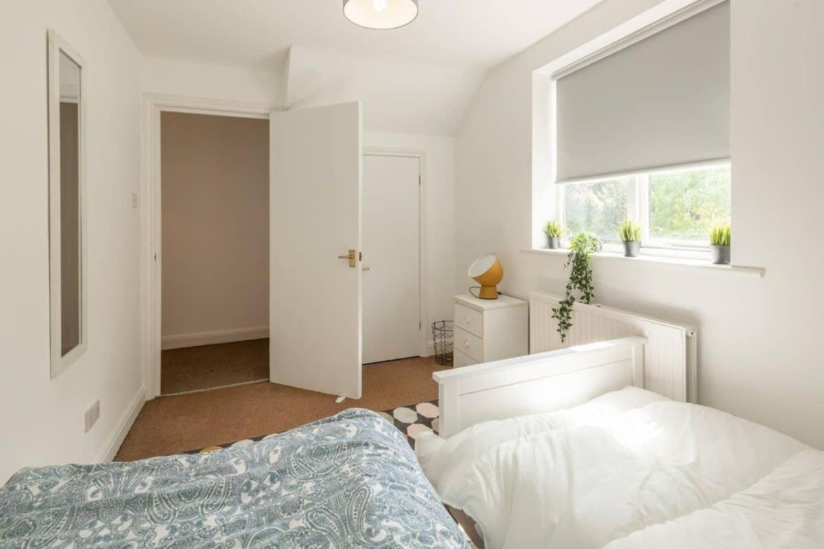 Spacious 3 Bedroom Flat In Heart Of City Centre Кеймбридж Екстериор снимка