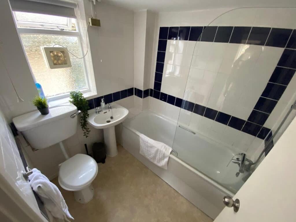 Spacious 3 Bedroom Flat In Heart Of City Centre Кеймбридж Екстериор снимка