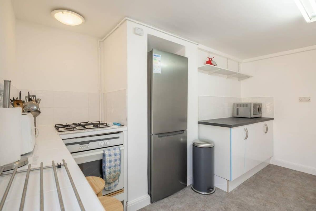 Spacious 3 Bedroom Flat In Heart Of City Centre Кеймбридж Екстериор снимка