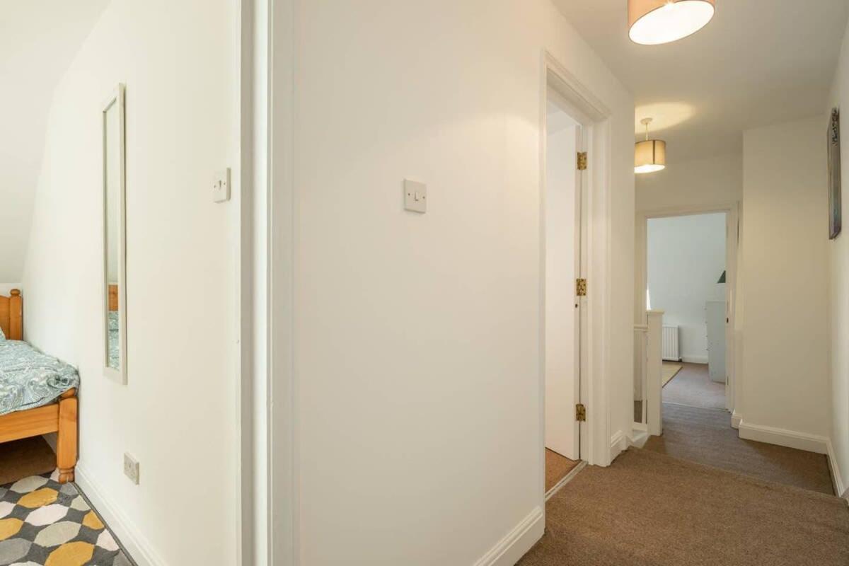 Spacious 3 Bedroom Flat In Heart Of City Centre Кеймбридж Екстериор снимка